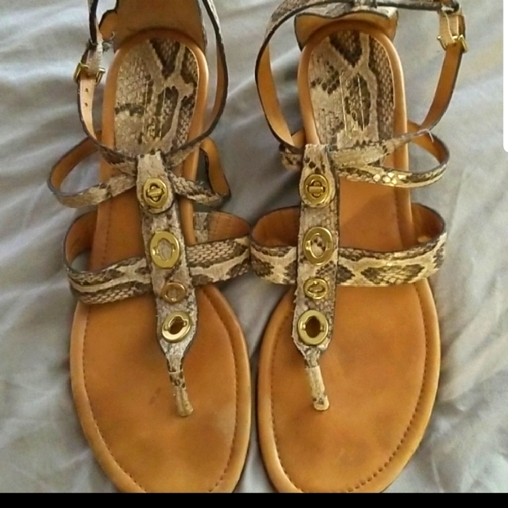 Coach Turnlock Sandals Size 11
